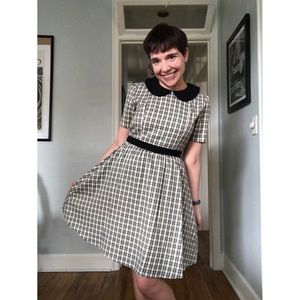 ModCloth retro Peter Pan collar dress